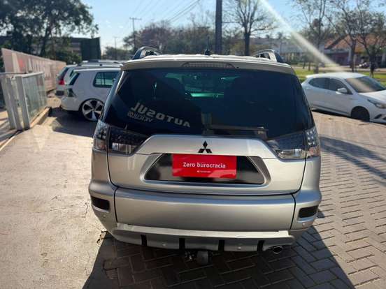 MITSUBISHI-OUTLANDER-2.0 16V GASOLINA 4P AUTOMÁTICO MITSUBISHI-OUTLANDER-2011