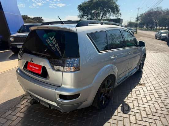 MITSUBISHI-OUTLANDER-2.0 16V GASOLINA 4P AUTOMÁTICO MITSUBISHI-OUTLANDER-2011