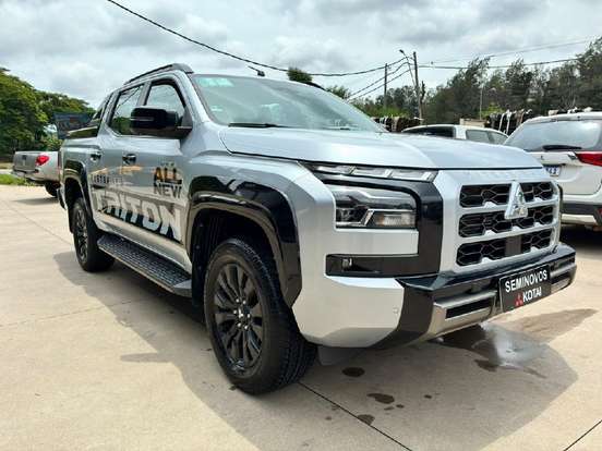 MITSUBISHI-TRITON-2025