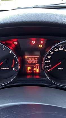 MITSUBISHI-ASX-2012