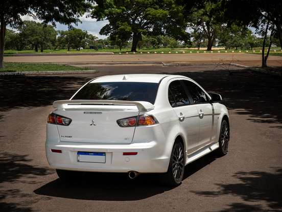 MITSUBISHI-LANCER-2.0 GT 16V GASOLINA 4P AUTOMÁTICO MITSUBISHI-LANCER-2015