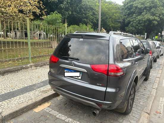 MITSUBISHI-PAJERO-3.2 HPE S 4X4 7 LUGARES 16V TURBO INTERCOOLER DIESEL 4P AUTOMÁTICO MITSUBISHI-PAJERO-2015