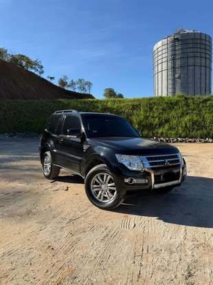 MITSUBISHI-PAJERO FULL-2015