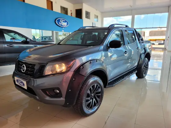 NISSAN FRONTIER 2.3 16V TURBO DIESEL ATTACK CD 4X4 AUTOMÁTICO NISSAN FRONTIER 2.3 16V TURBO DIESEL ATTACK CD 4X4 AUTOMÁTICO