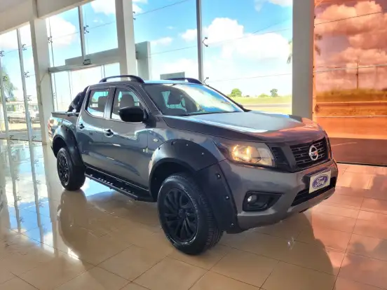 NISSAN-FRONTIER-2020
