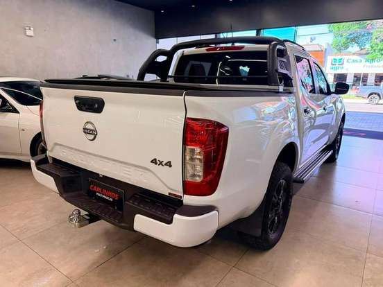 NISSAN-FRONTIER-2023
