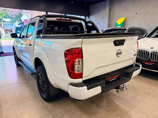NISSAN-FRONTIER-2023