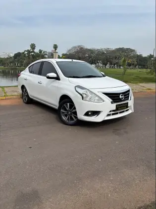 NISSAN VERSA 1.6 16V FLEX SL 4P MANUAL NISSAN VERSA 1.6 16V FLEX SL 4P MANUAL