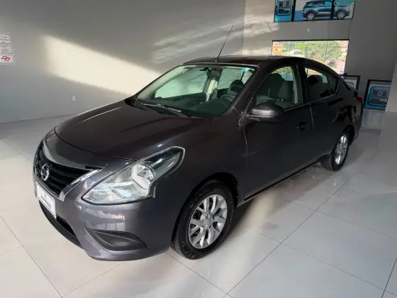 NISSAN VERSA 1.6 16V FLEX SV 4P MANUAL NISSAN VERSA 1.6 16V FLEX SV 4P MANUAL