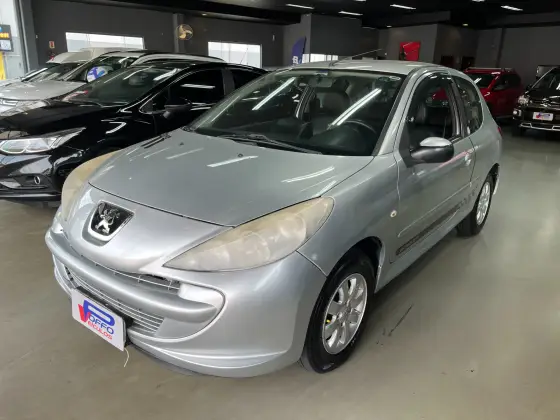 PEUGEOT 207 1.4 XR 8V FLEX 2P MANUAL PEUGEOT 207 1.4 XR 8V FLEX 2P MANUAL