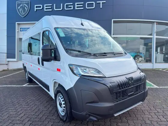 PEUGEOT BOXER 2.2 TURBO DIESEL MINIBUS COMFORT 18L MANUAL PEUGEOT BOXER 2.2 TURBO DIESEL MINIBUS COMFORT 18L MANUAL