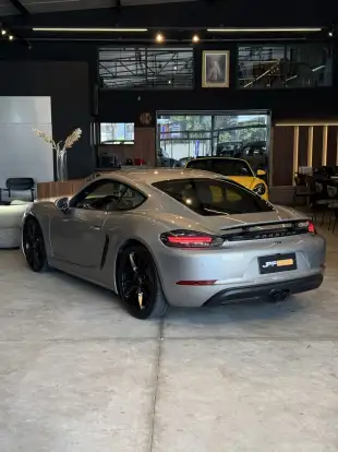 PORSCHE-718-2024