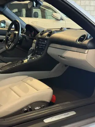 PORSCHE-718-2024