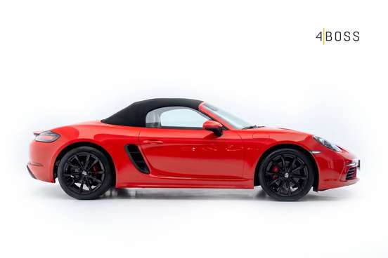 PORSCHE-718-2019