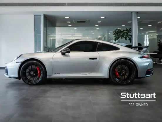 PORSCHE-911-2025