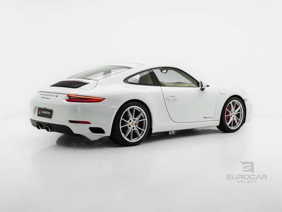 PORSCHE-911-2016