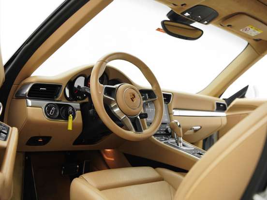 PORSCHE-911-3.0 24V H6 GASOLINA CARRERA PDK PORSCHE-911-2016
