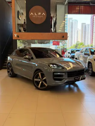PORSCHE CAYENNE 3.0 V6 E-HYBRID COUPÉ AWD TIPTRONIC S PORSCHE CAYENNE 3.0 V6 E-HYBRID COUPÉ AWD TIPTRONIC S