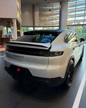 PORSCHE-CAYENNE-2025