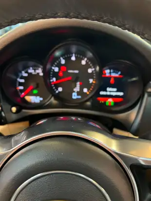 PORSCHE-MACAN-2019
