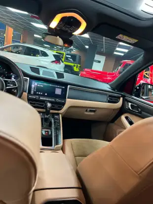 PORSCHE-MACAN-2019