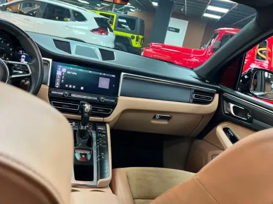 PORSCHE-MACAN-2.0 16V GASOLINA 4P AUTOMÁTICO PORSCHE-MACAN-2019