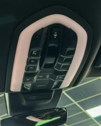 PORSCHE-MACAN-2024