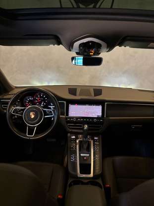 PORSCHE-MACAN-2020