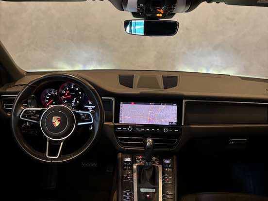 PORSCHE-MACAN-2.0 16V GASOLINA 4P AUTOMÁTICO PORSCHE-MACAN-2020