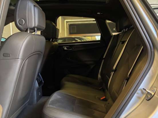 PORSCHE-MACAN-2.0 16V GASOLINA 4P AUTOMÁTICO PORSCHE-MACAN-2020