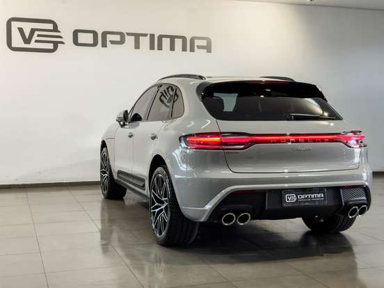 PORSCHE-MACAN-2024