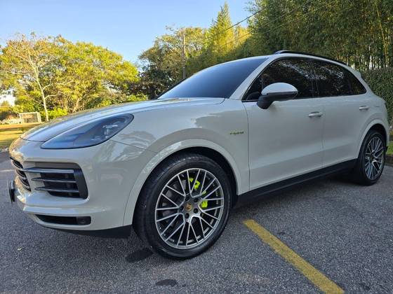 PORSCHE CAYENNE 3.0 V6 E-HYBRID PLATINUM EDITION AWD TIPTRONIC S