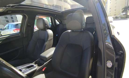 PORSCHE-MACAN-2019