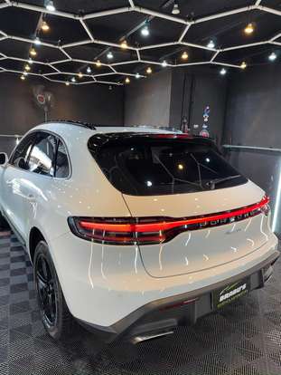 PORSCHE-MACAN-2022