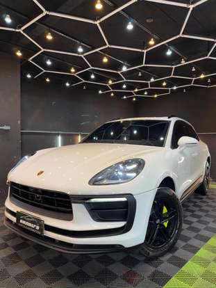 PORSCHE-MACAN-2022