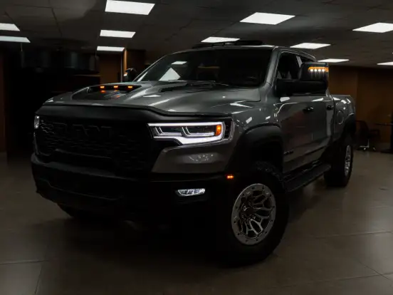 RAM-1500-3.0 HURRICANE 6 BITURBO GASOLINA LARAMIE NIGHT EDITION CD 4X4 AUTOMÁTICO RAM-1500-2025