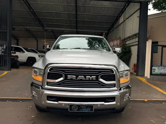 RAM 2500 6.7 LARAMIE 4X4 CD I6 TURBO DIESEL 4P AUTOMÁTICO
