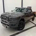 RAM 3500 6.7 I6 TURBO DIESEL LARAMIE NIGHT EDITION CD 4X4 AUTOMÁTICO RAM 3500 6.7 I6 TURBO DIESEL LARAMIE NIGHT EDITION CD 4X4 AUTOMÁTICO
