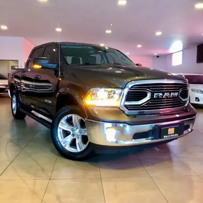 RAM CLASSIC 5.7 V8 GASOLINA LARAMIE CD 4X4 AUTOMÁTICO RAM CLASSIC 5.7 V8 GASOLINA LARAMIE CD 4X4 AUTOMÁTICO