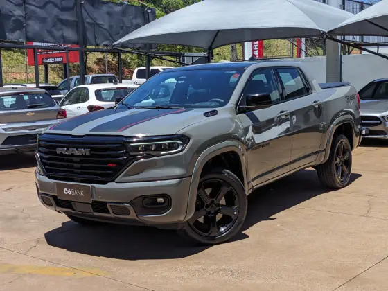 RAM RAMPAGE 2.0 HURRICANE 4 TURBO GASOLINA R/T 4X4 AUTOMÁTICO