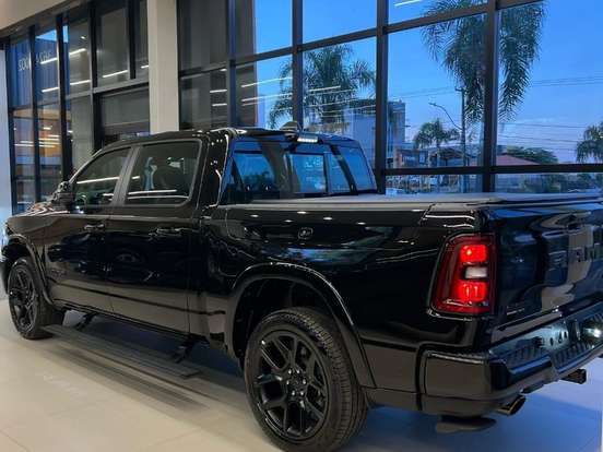 RAM-1500-3.0 HURRICANE 6 BITURBO GASOLINA LARAMIE NIGHT EDITION CD 4X4 AUTOMÁTICO RAM-1500-2026