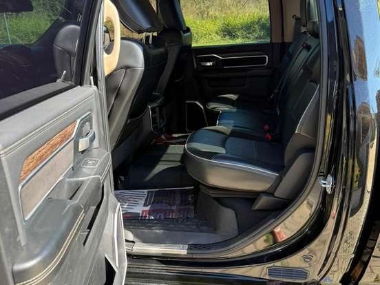 RAM-2500-6.7 I6 TURBO DIESEL LARAMIE CD 4X4 AUTOMÁTICO RAM-2500-2020