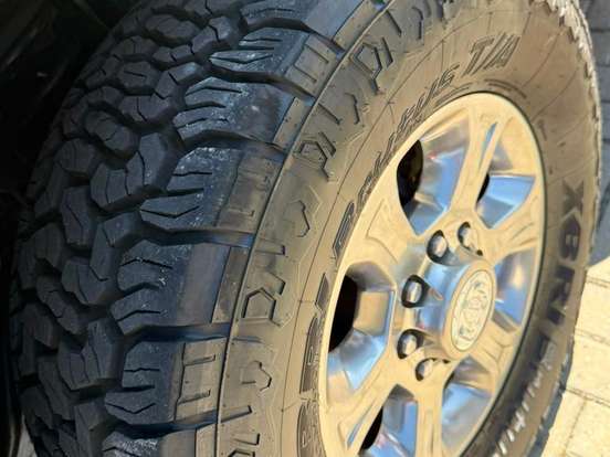 RAM-2500-6.7 I6 TURBO DIESEL LARAMIE CD 4X4 AUTOMÁTICO RAM-2500-2020