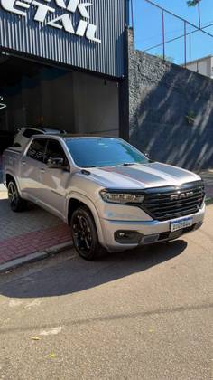 RAM RAMPAGE 2.0 HURRICANE 4 TURBO GASOLINA R/T 4X4 AUTOMÁTICO