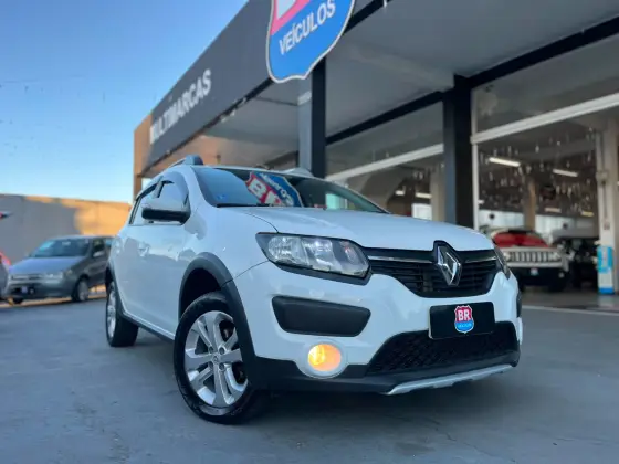 RENAULT SANDERO 1.6 STEPWAY 8V FLEX 4P AUTOMATIZADO RENAULT SANDERO 1.6 STEPWAY 8V FLEX 4P AUTOMATIZADO