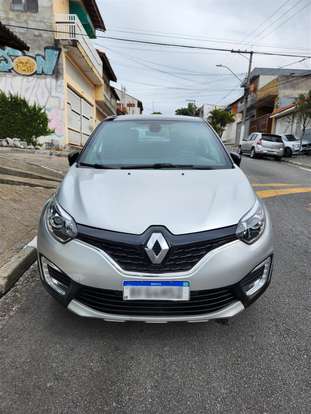 RENAULT-CAPTUR-2020