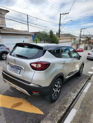 RENAULT-CAPTUR-2020