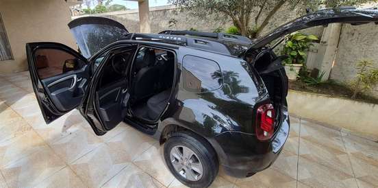 RENAULT-DUSTER-2019