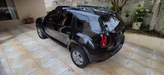 RENAULT-DUSTER-2019