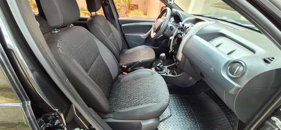RENAULT-DUSTER-2019